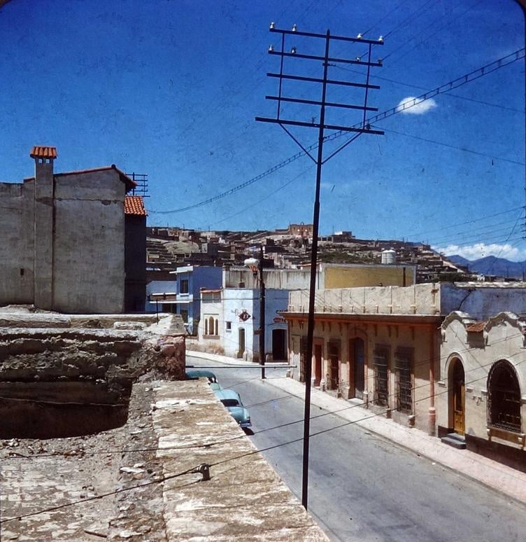 La Antigua Calle del Huizache en Saltillo 4