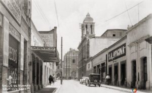 La Calle de las Zapaterías en Saltillo 1