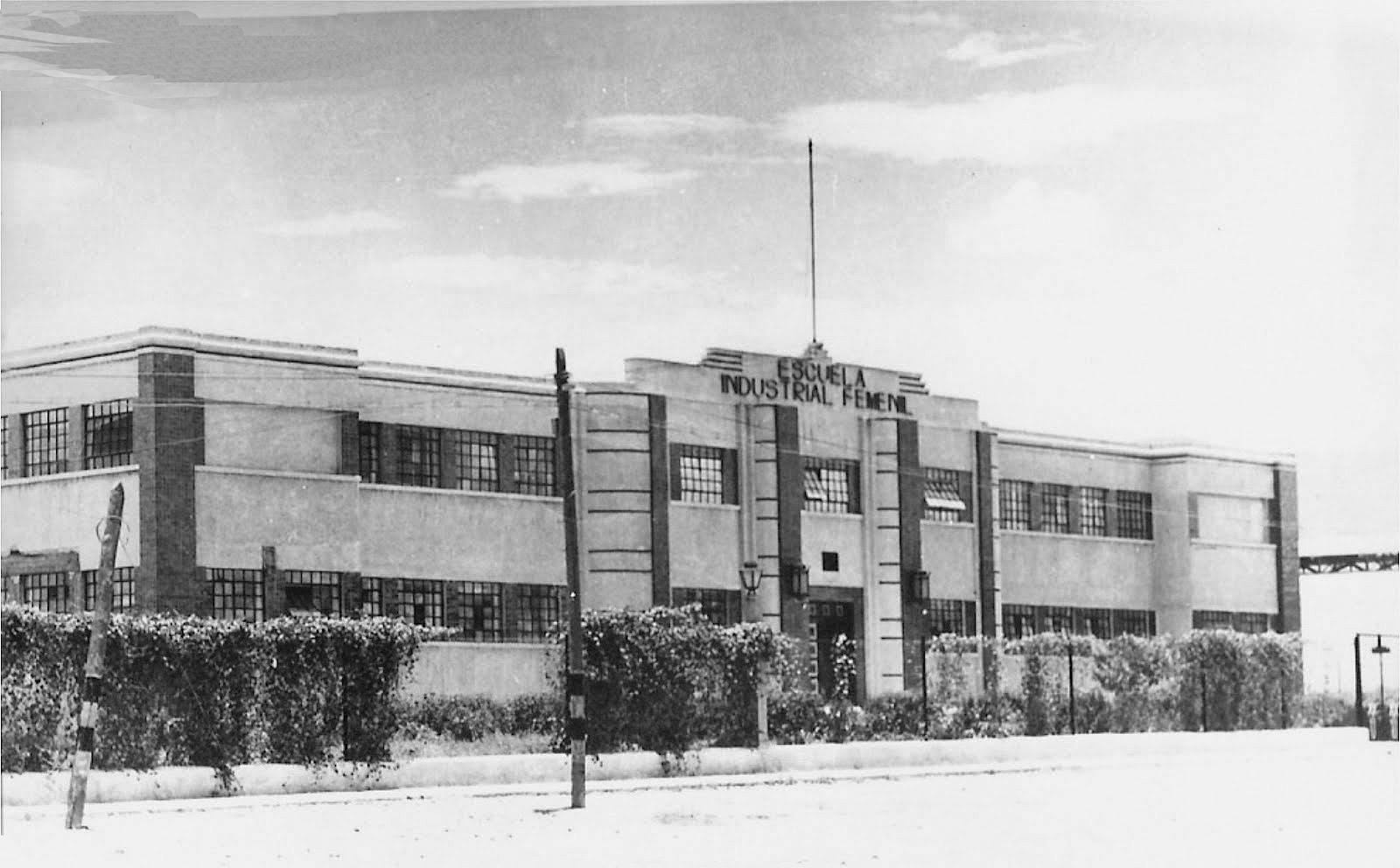 Fotografías de la Escuela Industrial Femenil de Saltillo, Hoy Secundaria Margarita Maza de Juárez 2
