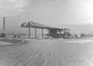 La Gasolinera de la Lechera en Saltillo durante 1968 6