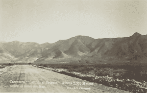 El Camino del 4 en 1934 ó Carretera al Diamante al Oriente de Saltillo 2