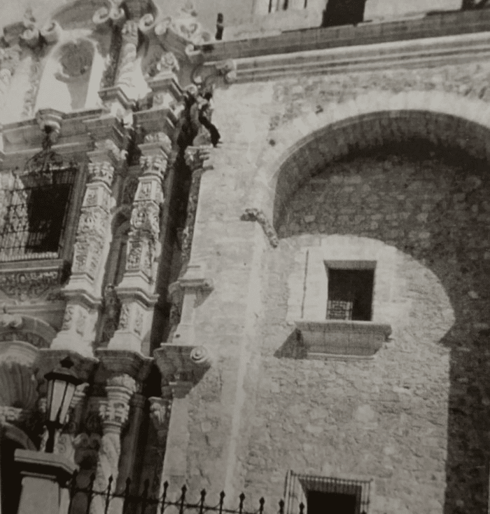 El Suicidio en la Catedral de Saltillo: Fotografías e Historias 3