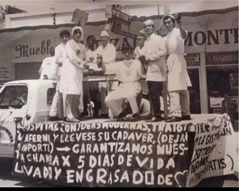 Los Desfiles Chuscos en Saltillo - Una Tradición Estudiantil que Desapareció 12