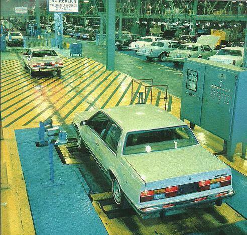 Fotografías de la General Motors en los años 80's 8