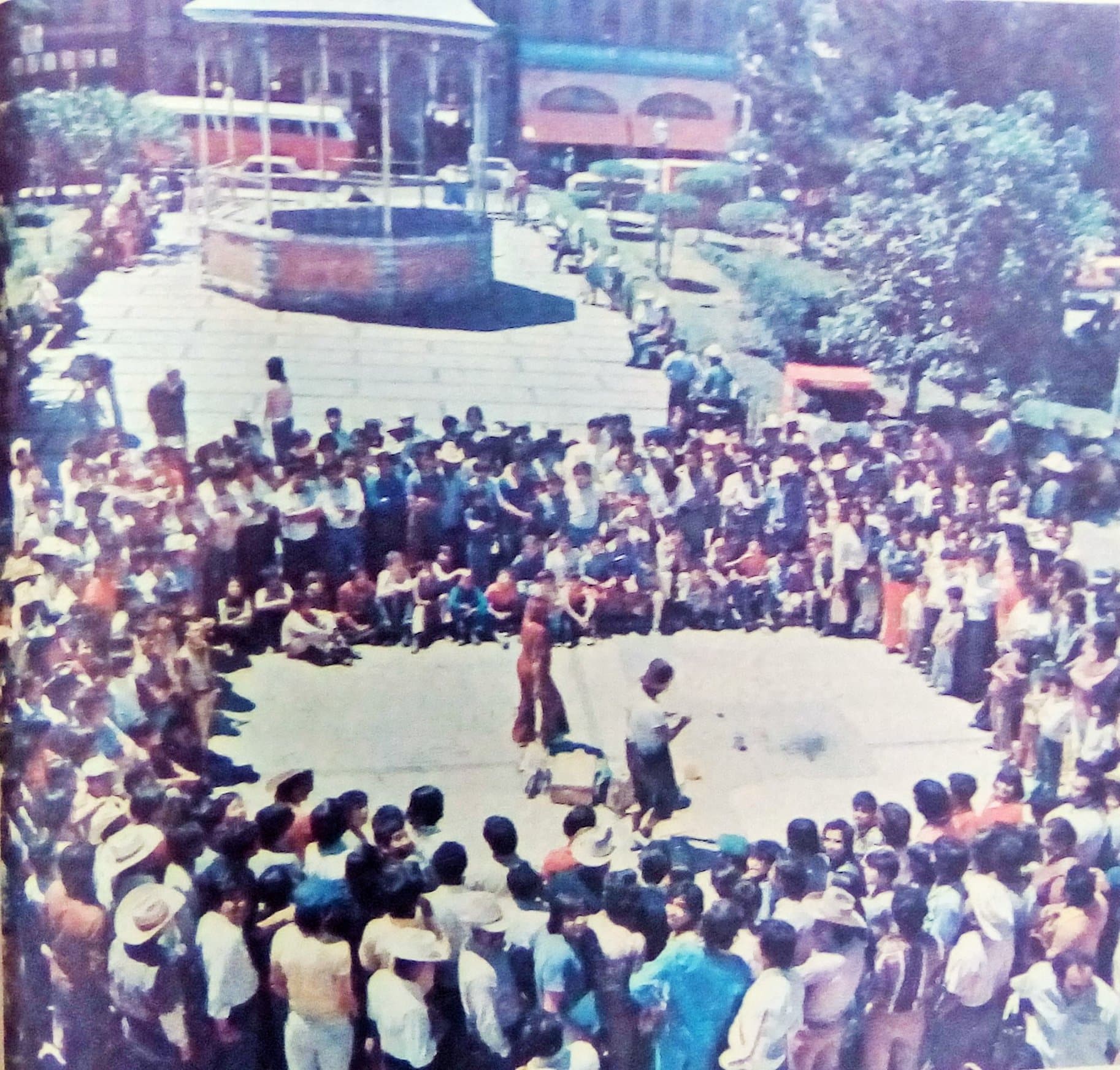 Fotografías del Kiosko en la Plaza Manuel Acuña 3