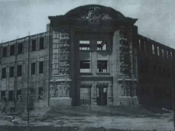4 Fotografías durante la construcción del edificio del Tecnológico de Saltillo 2