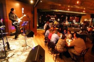 Restaurantes con Música en Vivo en Saltillo 6