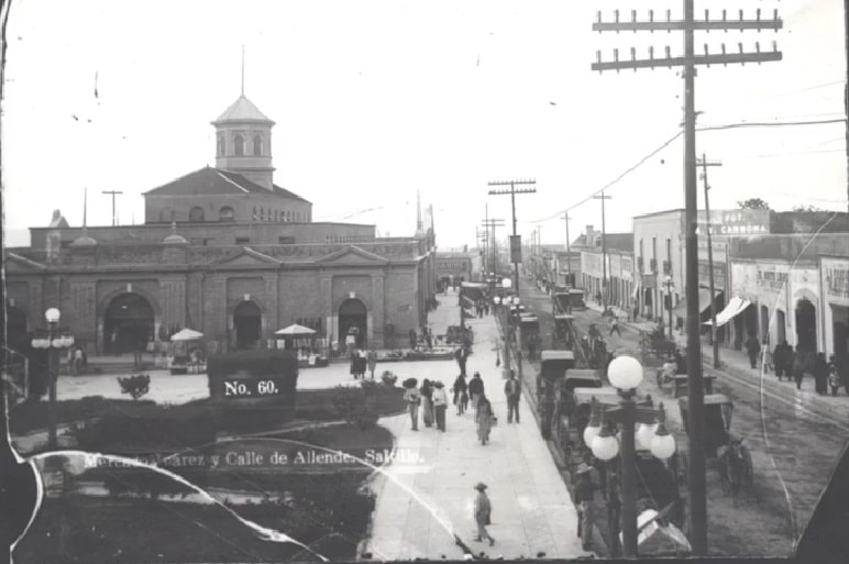 10 Fotografías de los 3 Edificios del Mercado Juárez de Saltillo 6
