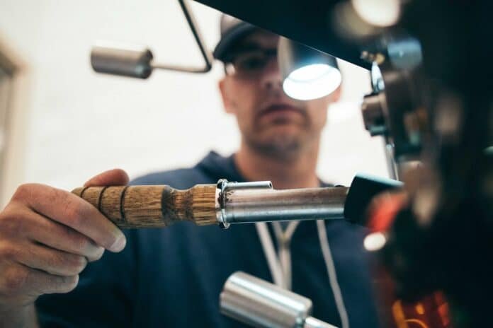 Tornillos, tuercas y herramientas industriales disponibles en Casa Rojas de Saltillo