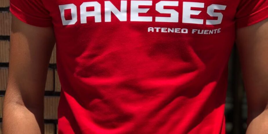 Playera Daneses del Ateneo Fuente