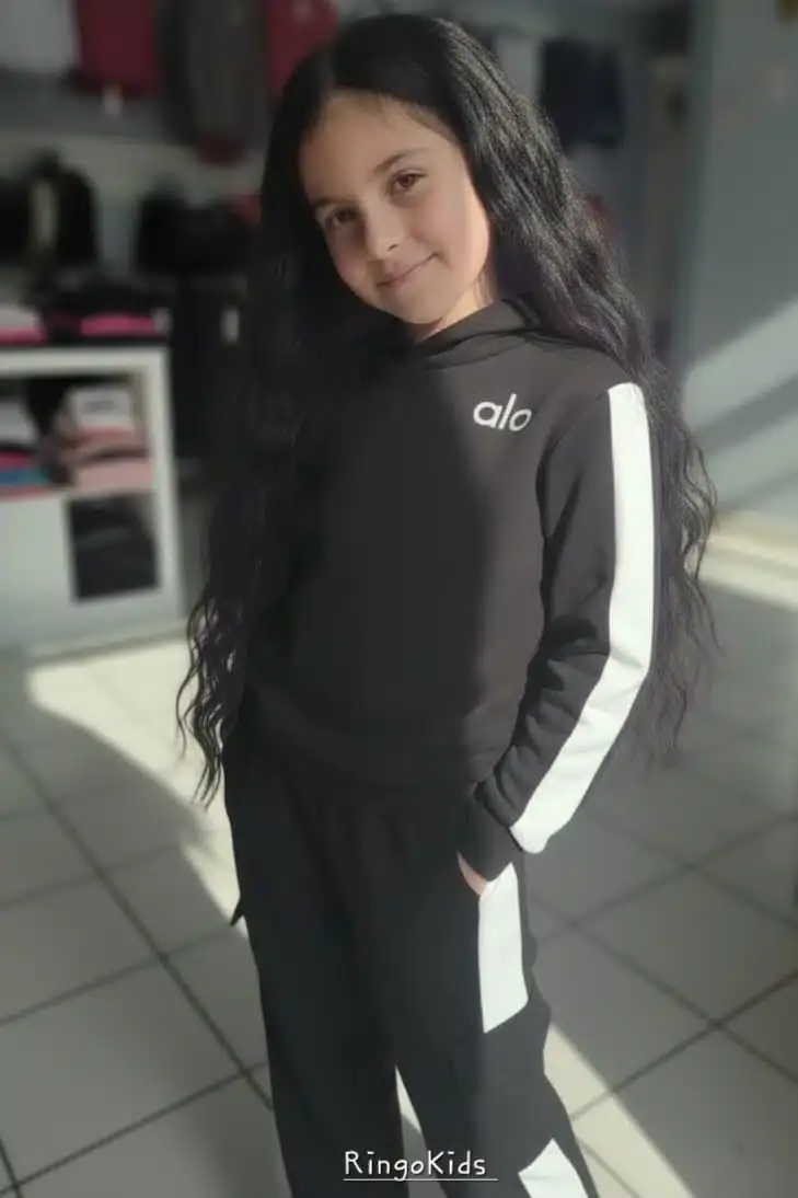 Conjunto deportivo ALO para niña