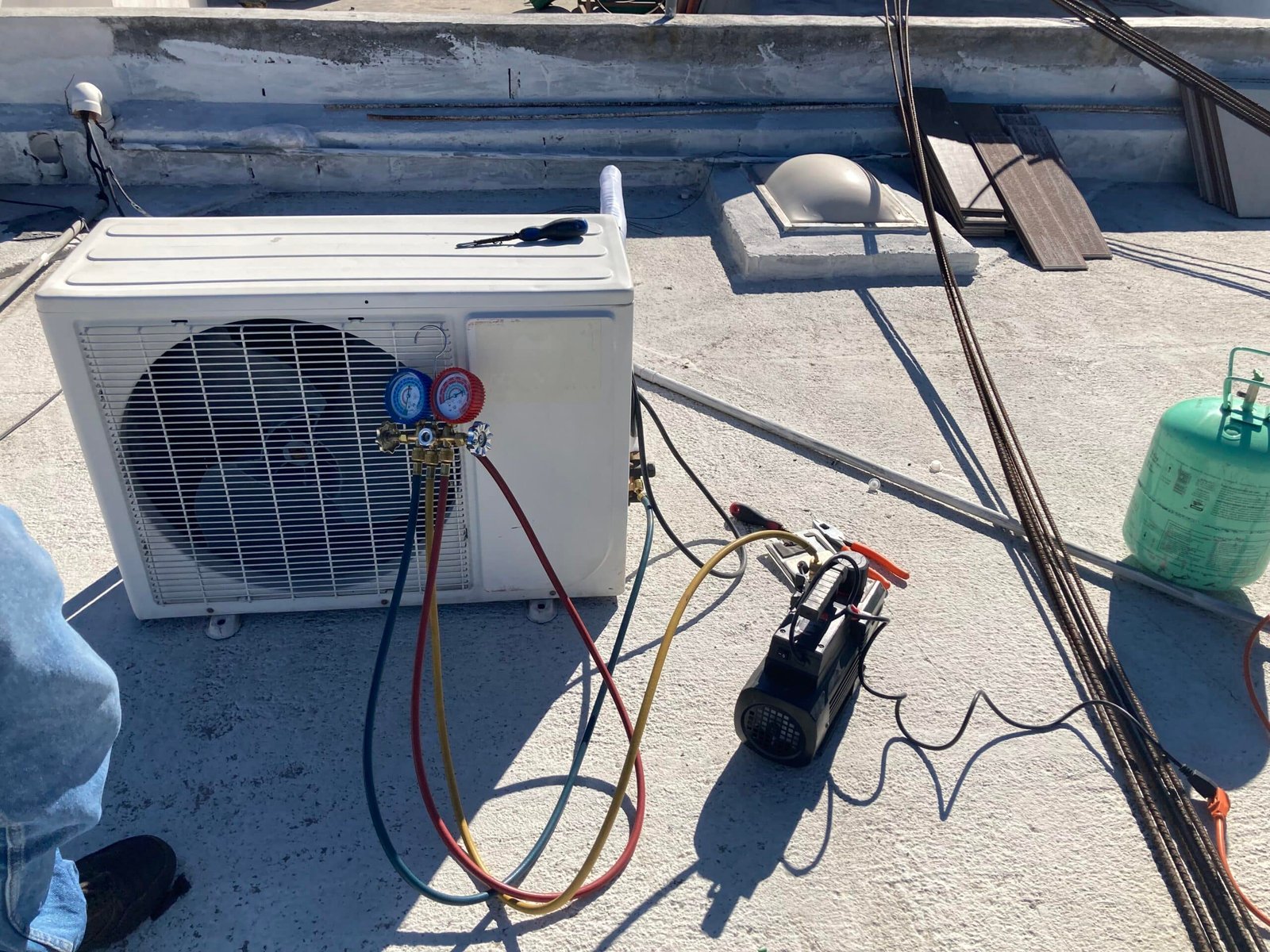 Venta e instalacion de equipos de aire acondicionado servício industrial y doméstico