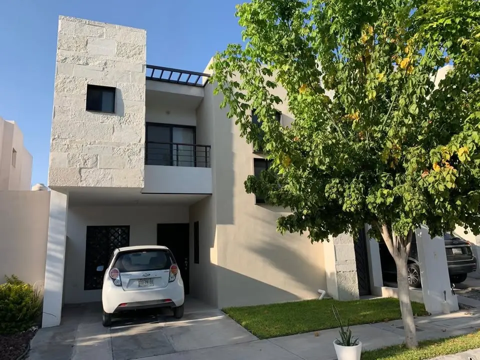 Casa en Renta en Privadas del Rey